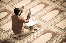تهرانی ها نماز آیات بخوانند