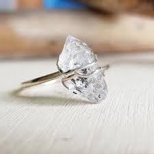 Crystal Engagement Rings Raw Gemstone Ring Diamond Crystal Jewelry Raw St In 2020 Crystal Engagement Rings Raw Gemstone Ring Pink Morganite Engagement Ring