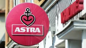Последние твиты от astrazeneca (@astrazeneca). Anspielung Auf Impfstoff Astrazeneca Biermarke Astra Wirbt Damit Auch Fur U65 Geeignet Zu Sein
