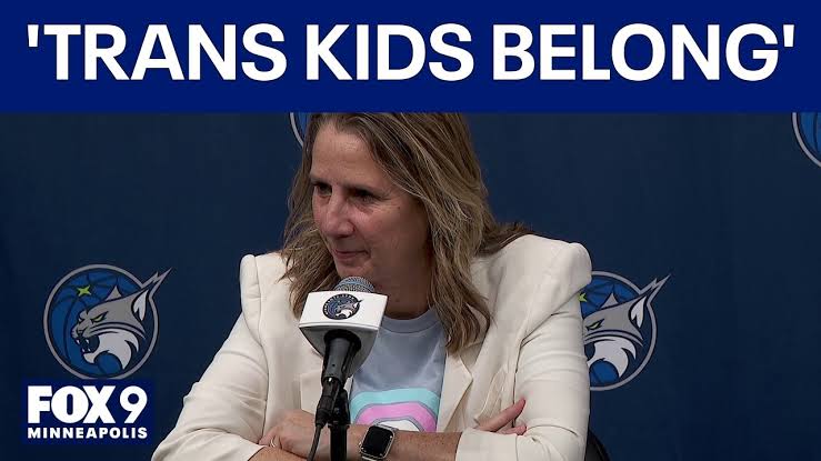 Head Coach Cheryl Reeve addressing reporters during press event, do AI tạo