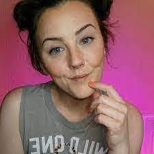 Amber Younts's Instagram, Twitter & Facebook