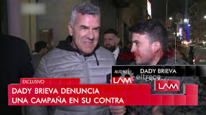 Para terminar la charla y sin perder el humor, brieva, de 64 años, hizo varias bromas con sus compañeros. El Hijo De Dady Fue Denunciado Por Ruidos Molestos Diarioshow El Portal De Espectaculo