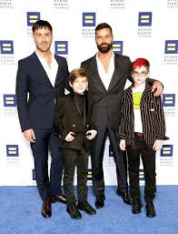Dalam keterangan unggahan ini, ricky tak lupa menuliskan nama putra keempatnya tersebut. Wah Ricky Martin Dan Suami Umumin Kelahiran Anak Keempat Paragram Id