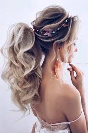 39 Super Cute Christmas Hairstyles For Long Hair Pretty Ponytails Cool Hairstyles Long Hair Styles