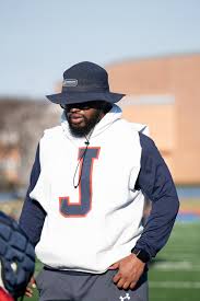 Levi Wyatt (@levi_wyatt2)