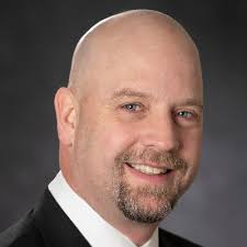 Scott Wick's Instagram, Twitter & Facebook