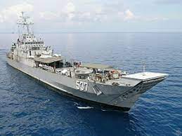 Gilimanuk terletak di ujung barat pulau bali, yang merupakan pintu gerbang masuknya wisatawan melalui jalan darat dari pulau jawa. Teluk Gilimanuk Class Landing Ship Wikipedia