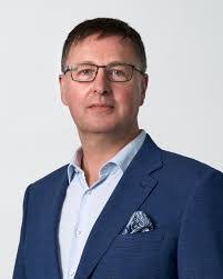 Aidan Downes's Instagram, Twitter & Facebook