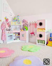 Pin By Salomon Cordoba On All Things Everly Toy Rooms Toy Room Decor Small Kids Room