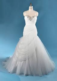 The Disney S Jasmine Wedding Gown From The Alfred Angelo Bridal Collection Jasmine Wedding Dress Disney Princess Wedding Dresses Princess Wedding Dresses