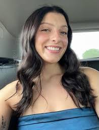 Amy Gossard's Instagram, Twitter & Facebook