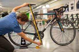 Put your heel on a pedal and spin back. How To Determine The Correct Saddle Height Mantel