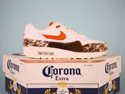 Corona X University Of Texas Nike Air Max Launching How To Get Them Business Insider Check out our longhorns nike selection for the very best in unique or custom, handmade pieces from our shops.