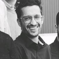 100+ perfiles de «Hantout»