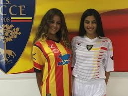 La nuova stagione calcistica e fantacalcistica è già dietro l'angolo. Vi Piacciono Le Nuove Maglie Del Lecce Calcio 2016 2017 Video Salento