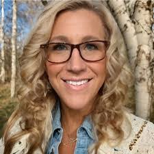 Heather Scroggs's Instagram, Twitter & Facebook