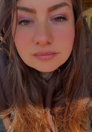 Christine Scudder's Instagram, Twitter & Facebook