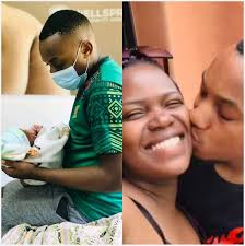 Mzbel Baby Daddy Is A 21 Year Guy, He Was Her Waiter, Nana Tonado Exp0ses  His Best Friend Mzbel. https://youtu.be/KkWUp2zxXRM