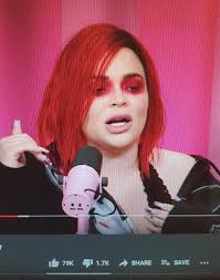 Jason nash trisha paytas san bruno queen homescreen youtubers girlfriends. Any Idea What Eyeshadow Trisha Paytas Might Have Used In This Look I M Looking For This Shade Of Red With Heavy Pigment Makeuplounge