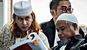 Momen kebersamaan habib bahar bin smith itu dibagikan oleh fadli zon melalui unggahannya di twitter pada senin (27/4/2020). Anak Habib Bahar Bin Smith Saya Akan Berjuang