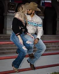 Amor Vaquero In 2020 Couple Outfits Cute Outfits Couple Goals