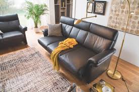 Massive buche die gebeizt und lackiert wird. Mobel Hartwig Einrichtungs Gmbh Co Kg