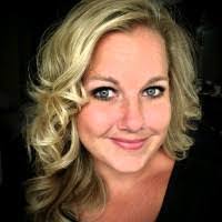 Tammy Whitacre's Instagram, Twitter & Facebook