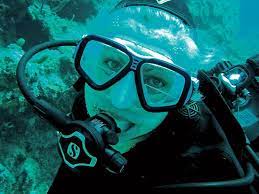 If you plan to learn how to scuba dive in roatan and you're over 50, read this article to help ensure your diving safety. Dive Alone Die Alone All At Sea