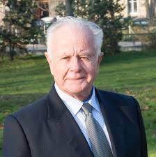 Patrick GILBERT-DESVALLONS, 81 ans (BOIS-D'ARCY, LYON, PARIS)