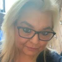 Elaine Spinks's Instagram, Twitter & Facebook