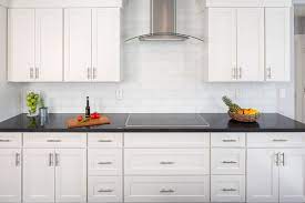 Kitchen trends kitchen layouts kitchen renovations kitchen styles kitchen faqs kitchen expert advice white kitchens colourful kitchens kitchen splashbacks kitchen cabinets kitchen benchtops kitchen get advice on where to put handles and pulls. Learn How To Place Kitchen Cabinet Knobs And Pulls Cliqstudios