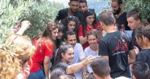 الخبر غير متاح couple photos photo first lady