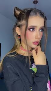 #blowthisup #dance #grwm #twice #explore #springbreak #seehergreatness  #russ #nyc #bonita #estalandoosdedos #comedy