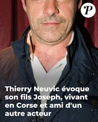 Thierry Neuvic parle de son fils Joseph, qui grandit sereinement en Corse,  proche du fils d'Ange Basterga. 🌊 ➡️ https://l.purepeople.com/dZl