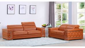 This configurable living room set is just what you need to get your space in order. Clovis Italian Leather Living Room Furniture