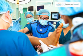 Vị GS.TS.BS trực tiếp phẫu thuật cho Nguyễn Xuân Son là chuyên ...