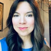 Kelly Caples's Instagram, Twitter & Facebook