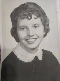 Donna Sears's Instagram, Twitter & Facebook