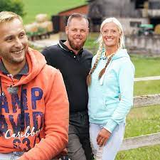 Denise munding, 32, landwirtin aus der letzten staffel, entkräftigt befürchtungen rund um ihre beziehung zu nils dwortzak, 25. Bauer Sucht Frau Rtl Anna Heiser Legt Nach Demutigung Von Denise Erneut Nach Film Tv Serien