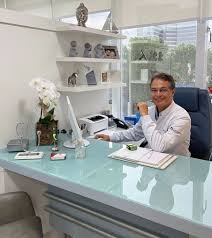 Dr. Marcio Teixeira Dermatologista, Especialista em Medicina Estética, Porto  Alegre - Agende uma consulta | doctoralia.com.br