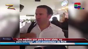 El caldense felipe arias, de 49 años, es periodista y presentador de noticias rcn, el programa cuatro caminos y de la sección 'cazanoticias', que le permitió ganar popularidad entre los televidentes. Los Medios Son Para Generar Plata No Para Informar Felipe Arias Presentador De Rcn Youtube