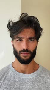 Marcello Alvarez's Instagram, Twitter & Facebook