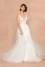 Bridal Sash Bustle An Intimate And Beautiful Boutique For The Modern Bride 779 Queen St East T In 2020 Spring Wedding Dress Blush By Hayley Paige Wedding Dresses