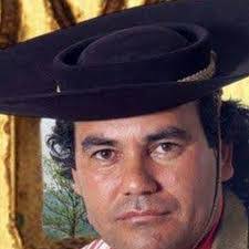 Eduardo Piana's Instagram, Twitter & Facebook