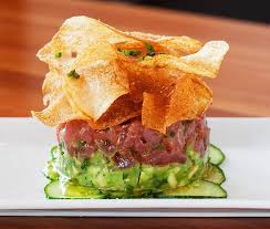 Avocado Thunfisch Tatar Mit Kartoffelchips Thunfisch Tatar Thunfischtartar Tartar Rezept