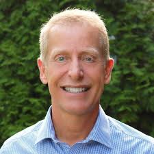 ROI Revolution CEO And Leadership: Executives and Demographics