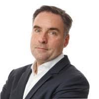 Dennis Chubb's Instagram, Twitter & Facebook