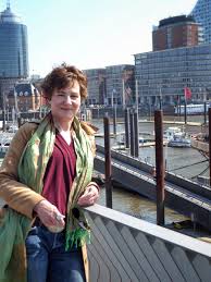 Interesting place to explore in. Carola Christiansen Ich Bin Prasidentin Der Morderischen Schwestern Publishing Kopfe