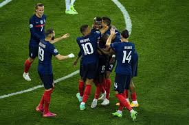 De eerste wedstrijd, een vriendschappelijk duel, was op 12 februari 1905 in parijs.de laatste confrontatie, een groepswedstrijd tijdens het europees kampioenschap voetbal 2016, dateert van 19 juni. Vm1w8sxurhbimm