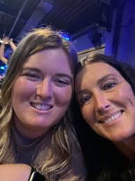 Alesha Williams's Instagram, Twitter & Facebook